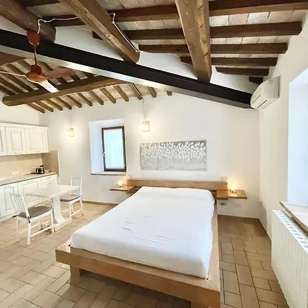 Willa Italy At Its Best With A Unique That Sleeps 16 With Child Activity Park