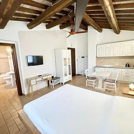 Italy At Its Best With A Unique That Sleeps 16 With Child Activity Park וילה Limiti (Umbria)