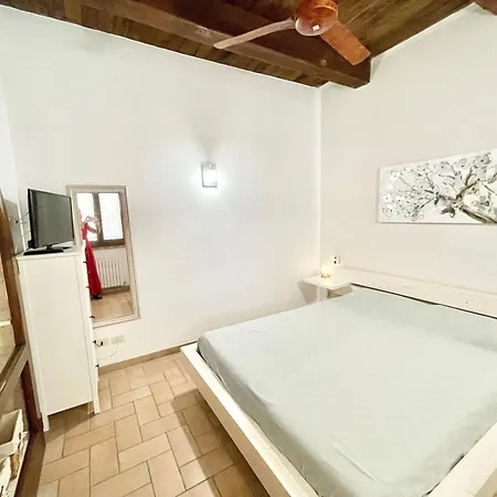 Italy At Its Best With A Unique That Sleeps 16 With Child Activity Park * Limiti (Umbria)