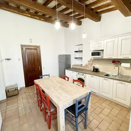 Willa Italy At Its Best With A Unique That Sleeps 16 With Child Activity Park *