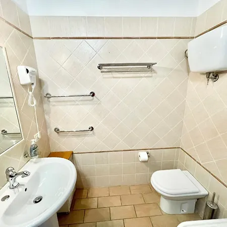 Willa Italy At Its Best With A Unique That Sleeps 16 With Child Activity Park Limiti (Umbria)