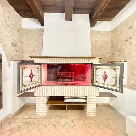 Italy At Its Best With A Unique That Sleeps 16 With Child Activity Park Limiti (Umbria)