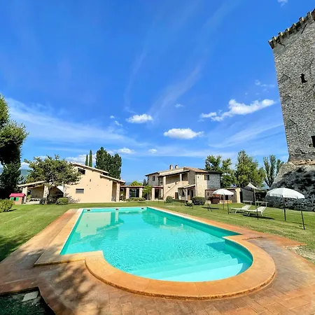 וילה Italy At Its Best With A Unique That Sleeps 16 With Child Activity Park