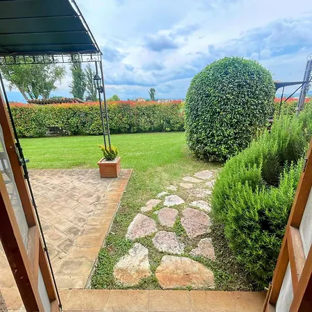 Italy At Its Best With A Unique That Sleeps 16 With Child Activity Park * Limiti (Umbria)