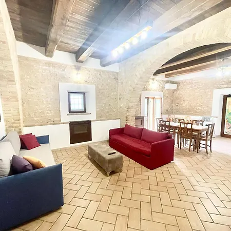 וילה Italy At Its Best With A Unique That Sleeps 16 With Child Activity Park *