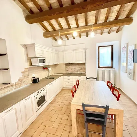 Italy At Its Best With A Unique That Sleeps 16 With Child Activity Park