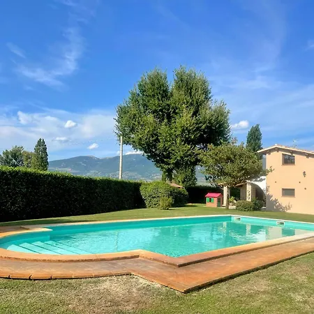 Willa Italy At Its Best With A Unique That Sleeps 16 With Child Activity Park Limiti (Umbria)